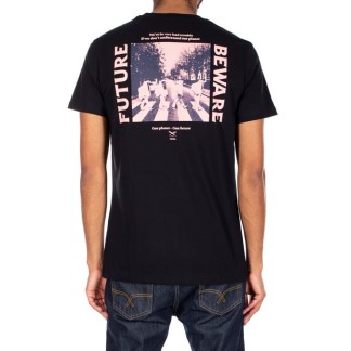 iriedaily-Beware-Future-Tee-black-111D451_700