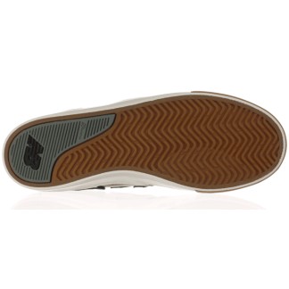 NEW BALANCE NUMERIC ZAPATILLAS 306 BLACK NM306BGT SUELA