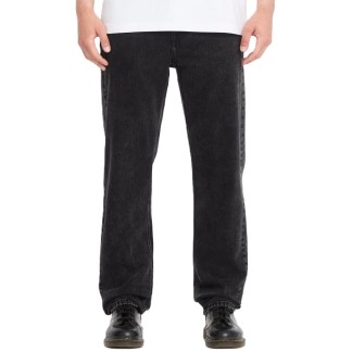 VOLCOM-PANTALON-FIDEDOWN-BLACKTIY-A1912615_FRONT MODELO