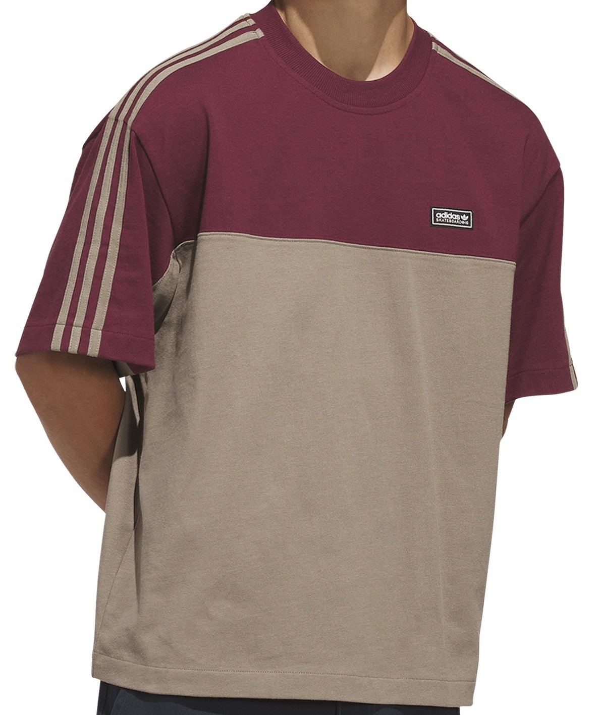 camisetas-adidas-KS4333_4_APPAREL_On Model_Standard View_white